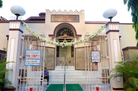 The decked up Agiary